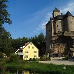 Und Sommerhaus Unter Der Burg * Falkenberg (Tirschenreuth)