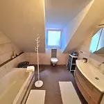 Und Sommerhaus Unter Der Burg Lägenhet